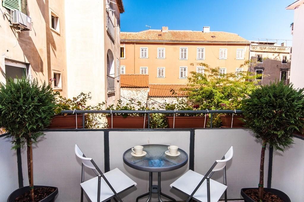 Fifi Apartment W. Parking In Old Town Zadar Ngoại thất bức ảnh
